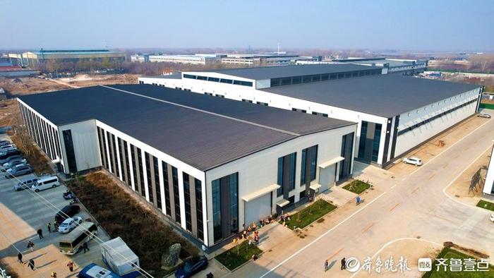 巨能智造产业项目:从卖设备到卖产品,不断拓展下游产业链